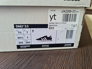 Adidas tennised s.40 2/3 (6 foto / 6)