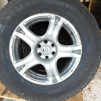 265/65 R17 naastudega