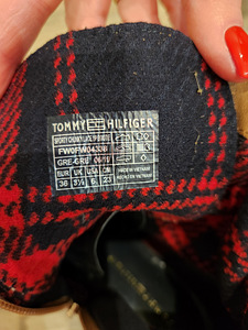 Tommy Hilfigeri seemisnahast saapad (6 foto / 7)
