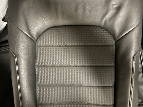 Volkswagen Golf 7, tagaistme seljatugi