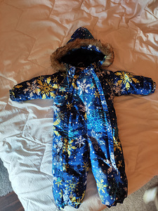 Детская одежда (3 фото из 4)