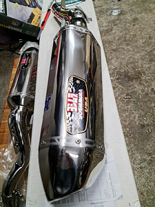 Summuti YOSHIMURA R-77 paar Suzuki GSX-R1000 2007-2008 jaoks (1 foto / 3)