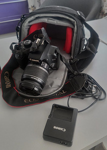 Canon Eos 1000d + kohver + laadja (2 foto / 2)