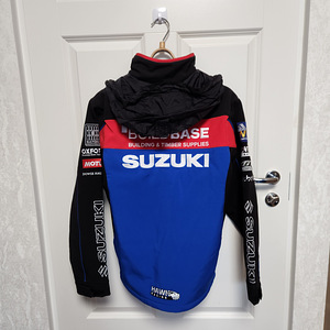 СУЗУКИ BSB TEAM ОРИГИНАЛЬНАЯ СПОРТИВНАЯ КУРТКА SOFT SHELL Размер M (3 фото из 4)