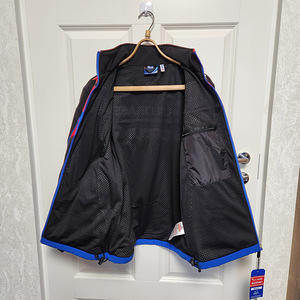 СУЗУКИ BSB TEAM ОРИГИНАЛЬНАЯ СПОРТИВНАЯ КУРТКА SOFT SHELL Размер M (4 фото из 4)