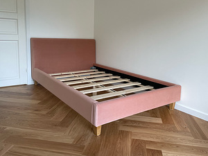ECO voodi 120x200 roosa samet (1 foto / 1)