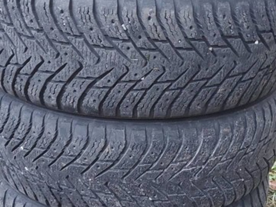 17 " Nokian rehvid 225 65 17 4tk