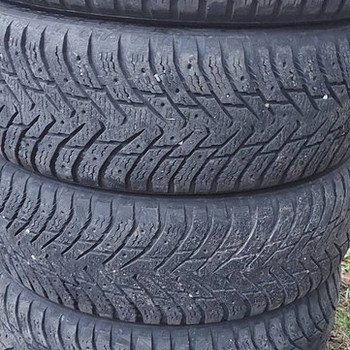 17 " Nokian rehvid 225 65 17 4tk