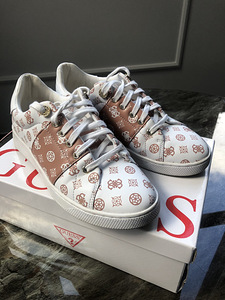 Кеды guess (1 фото из 2)