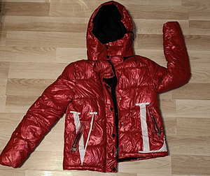 Продам куртку осеннию (2 фото из 2)