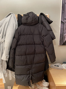 Tommy Hilfigeri parka (6 foto / 6)
