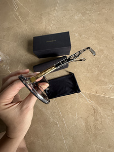 DOLCE & GABBANA päikeseprillid (8 foto / 10)