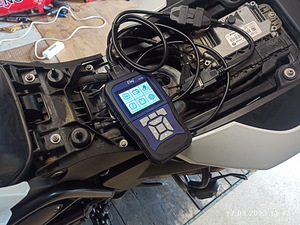 Moto Scaner JDiag m100 (6 foto / 10)