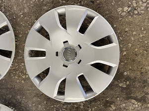 Audi R16 (4 фото из 5)