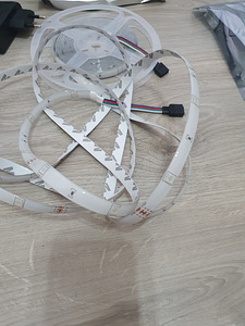 RGB светодиодная лента 5м+пульт+переходник! НОВЫЙ! (6 фото из 7)