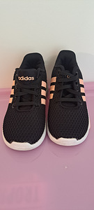 Tossud ADIDAS, 24, nagu uued (2 foto / 4)
