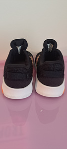 Tossud ADIDAS, 24, nagu uued (3 foto / 4)