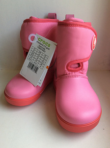 Новые сапоги CROCS, размер C8 (EU 24-25) (2 фото из 4)