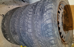 R15 185/60 Nord Frost OPEL meriva A (2 foto / 4)