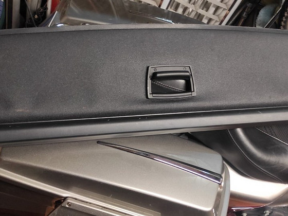 Задняя штора багажника TOYOTA AURIS
