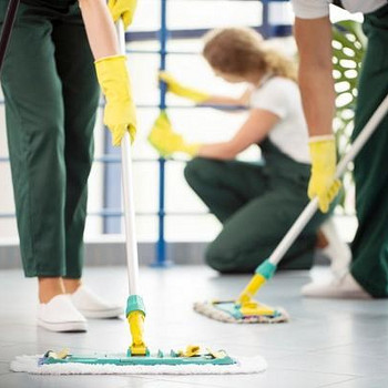 Pakkuda tööd puhastusteenindajale Mustamäel