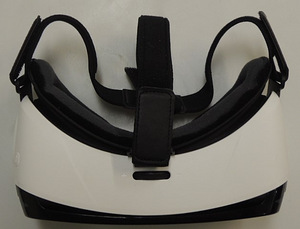 Виртуальные очки Samsung Gear VR Oculus (2 фото из 6)