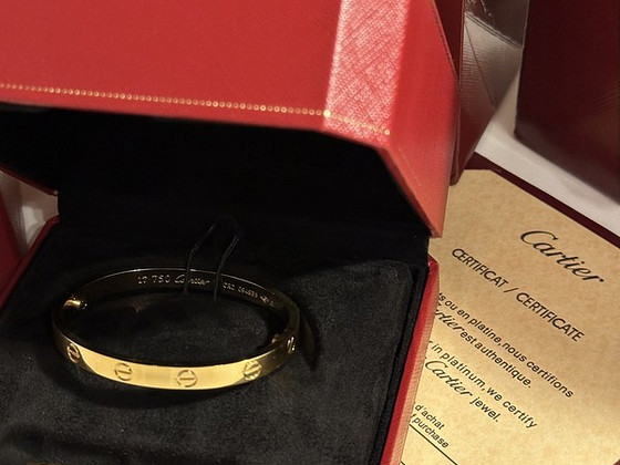 Cartier Love bracelet