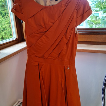 Oranž kleit Elisabetta Franchi xs suurus/Оранжевое платье