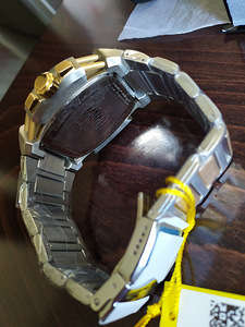 INVICTA Marvel Punisher Limited Edition Gold 37617. (2 фото из 8)
