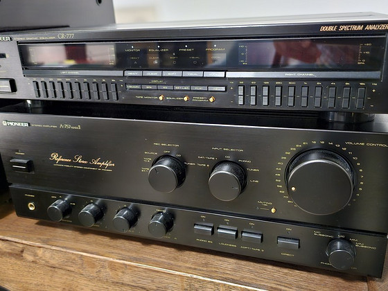 PIONEER A-757 markII + эквалайзер GR-777