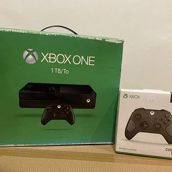Продам XBOX ONE