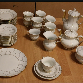 Легендарный сервиз фaрфорoвoгo дoмa Meissen антиквариат