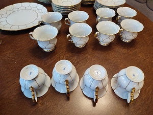 Легендарный сервиз фaрфорoвoгo дoмa Meissen антиквариат (2 фото из 10)