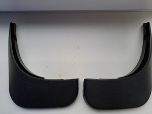 Брызговики для VW Touran 2003-2009 Caddy 2004-2009 задние (1 фото из 2)