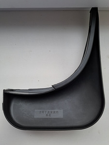Брызговики для VW Touran 2003-2009 Caddy 2004-2009 задние (2 фото из 2)