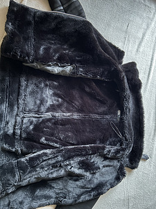 Must lambanahkne mantel Zara (2 foto / 6)