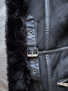 Must lambanahkne mantel Zara (5 foto / 6)