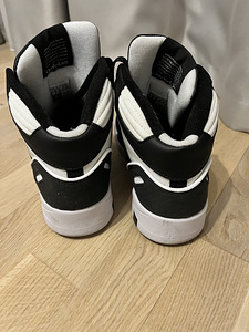 Adidas tossud, nagu uued, 42r (2 foto / 3)