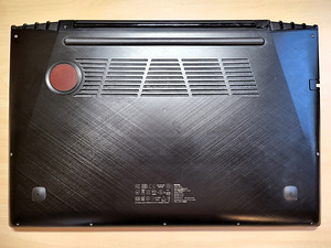 LENOVO Y50-70, 15.6 4k, i7, 16GB, 1TB SSD, GTX860M, WiFi 6E (3 фото из 10)