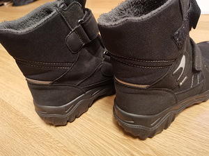 Очень приличные зимние ботинки Superfit s. 35 Gore tex (2 фото из 4)