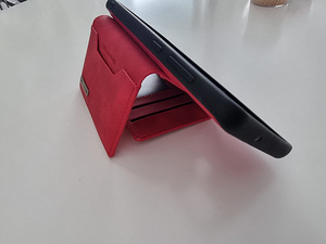 Telefoni ümbris (4 foto / 4)