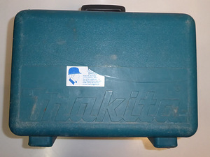 Дисковая пила Makita 5604R + Чемодан (2 фото из 6)