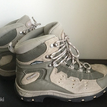 Columbia saapad 38