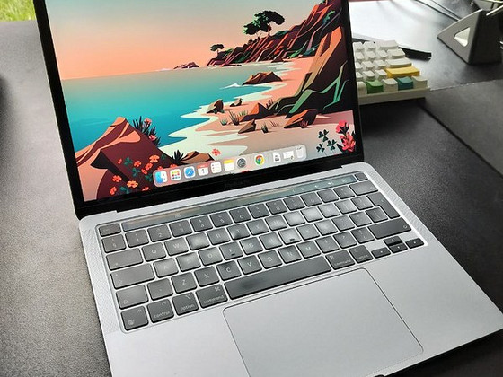 MacBook Pro 13 (2020 / M1 / 8GB)