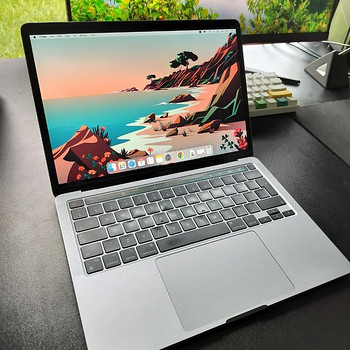 MacBook Pro 13 (2020 / M1 / 8 ГБ)