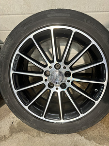 M: Колесные диски MB AMG 18" (1 фото из 4)