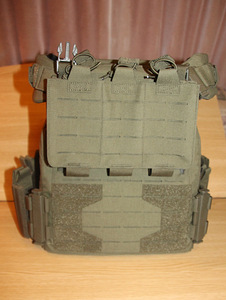 Плитаноска Плитник с баллистическими пластинами Kevlar+Arami (4 фото из 10)