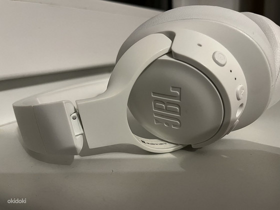 Наушники JBL Tune 750BTNC