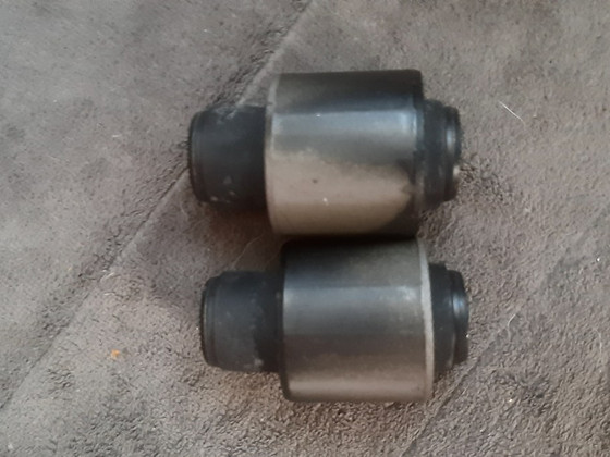 48725-05070 Сайлентблок рычага задней подвески Toyota