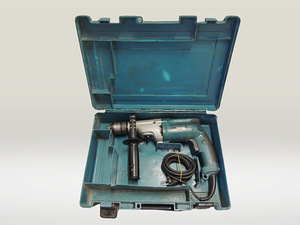 Перфоратор Makita HP2051F + чемодан (2 фото из 7)